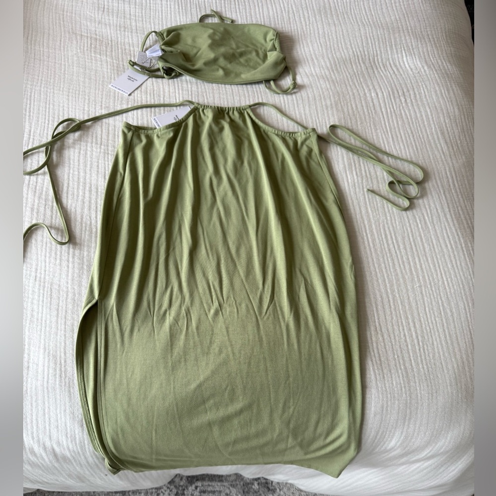 WeWoreWhat Green Top and skirt